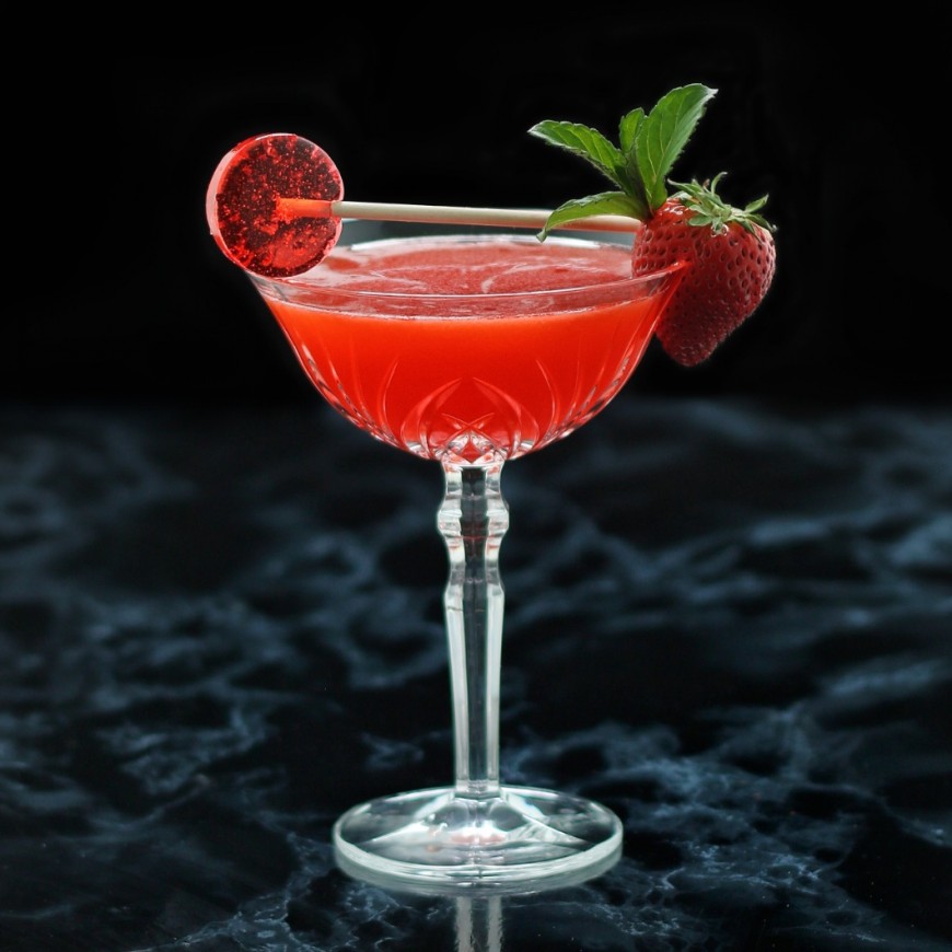 Strawberry Daq cocktail recipe using Difford’s Daiquiri Bitters